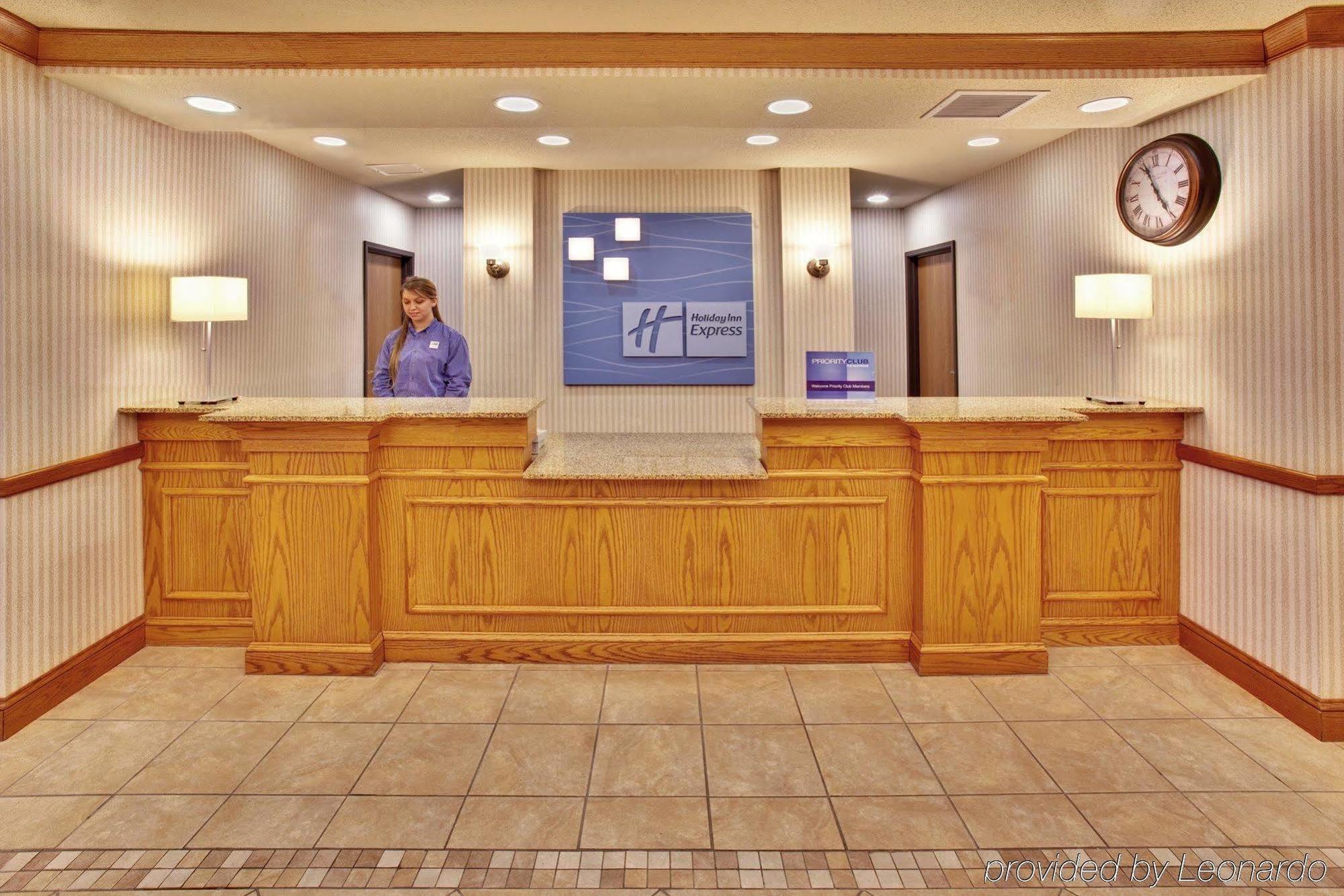 Holiday Inn Express Hotel & Suites Bellevue-Omaha Area By Ihg Exterior photo