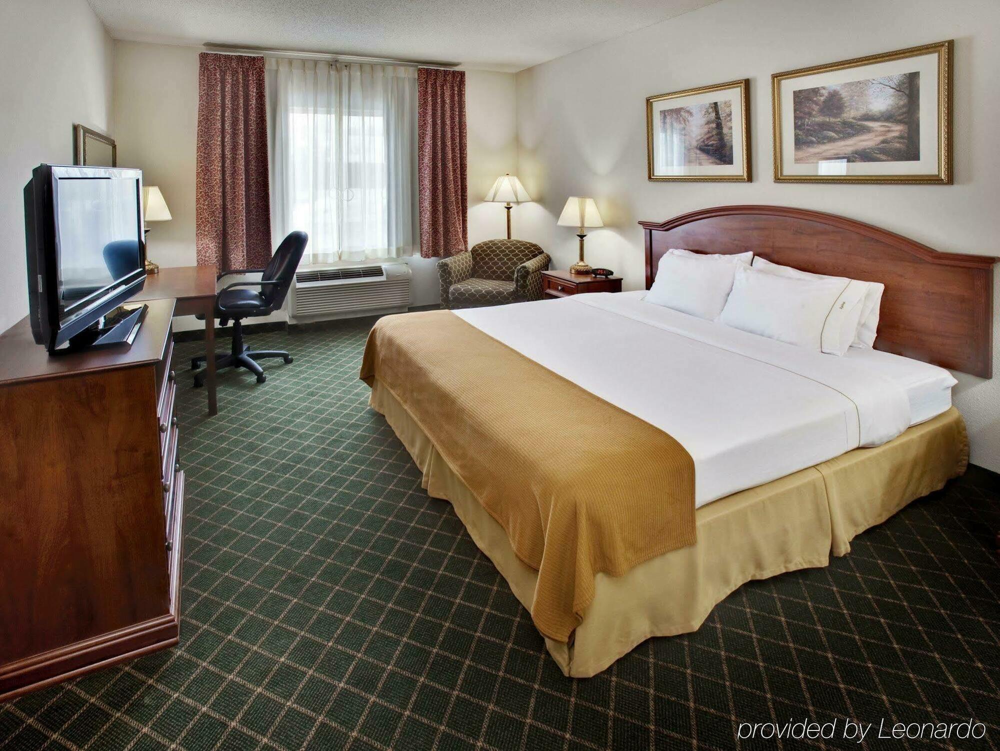 Holiday Inn Express Hotel & Suites Bellevue-Omaha Area By Ihg Exterior photo